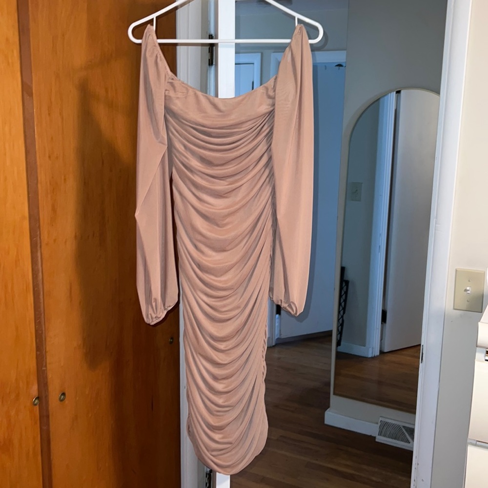 Coffee/Nude Fashion Nova Dress STRETCHY!